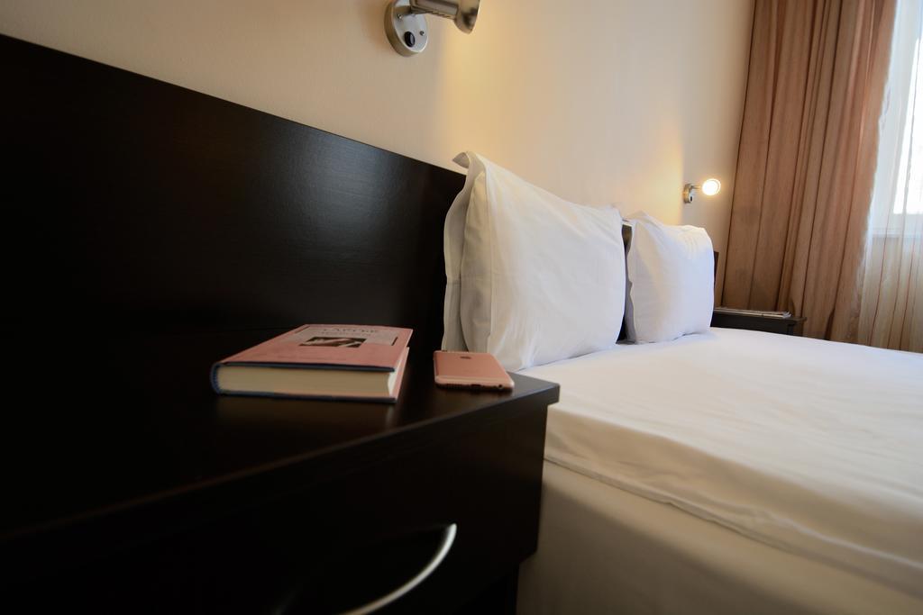 Hotel City Inn Sofia Bagian luar foto