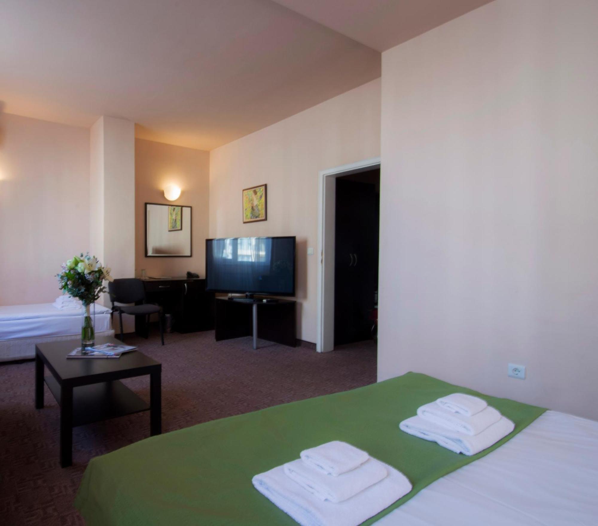 Hotel City Inn Sofia Bagian luar foto