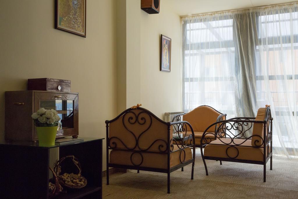 Hotel City Inn Sofia Bagian luar foto